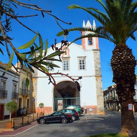 Executive Townhouse, Tavira Centre, Shared Pool Villa Bagian luar foto