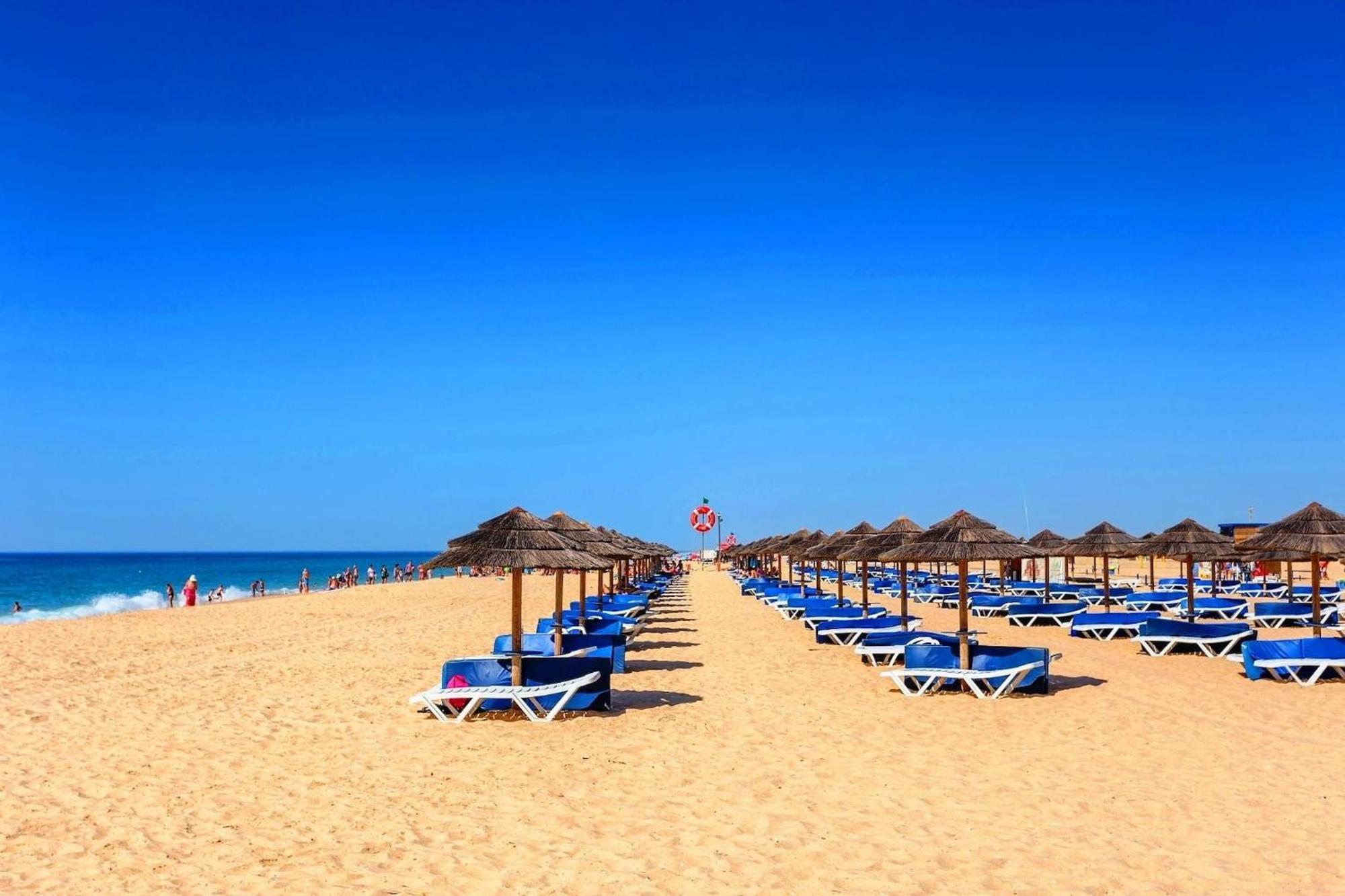 Executive Townhouse, Tavira Centre, Shared Pool Villa Bagian luar foto