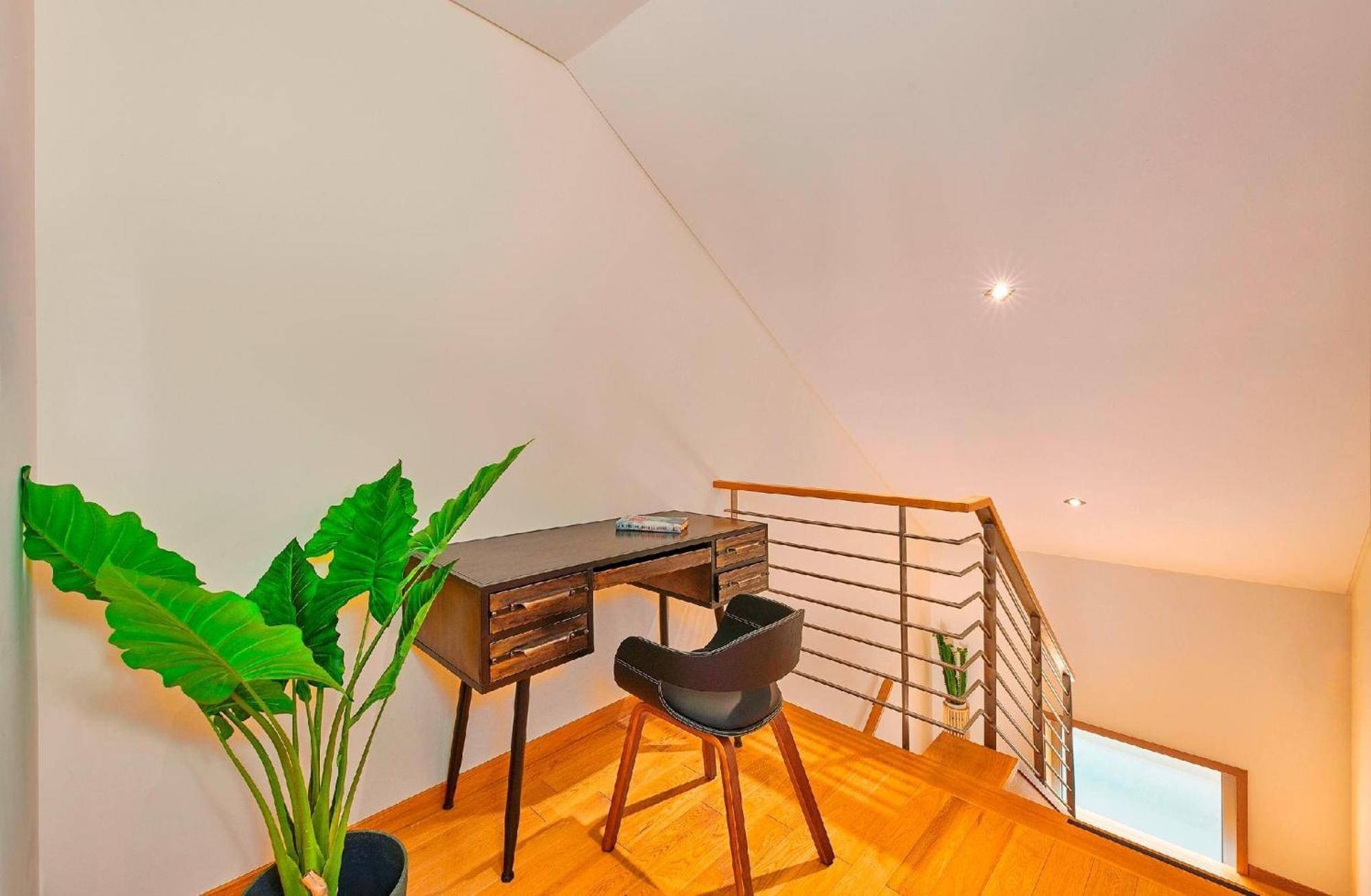 Executive Townhouse, Tavira Centre, Shared Pool Villa Bagian luar foto